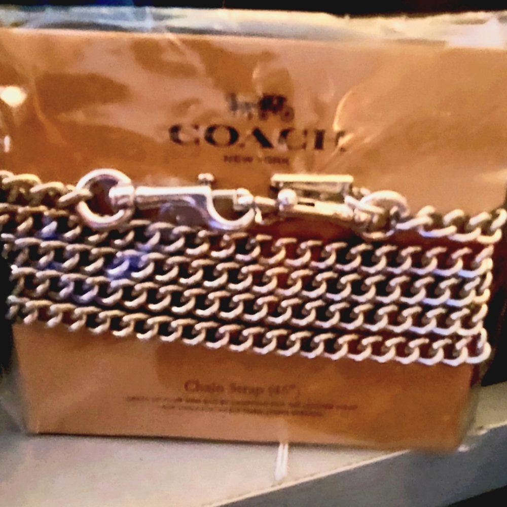 NWT COACH CHAIN STRAP